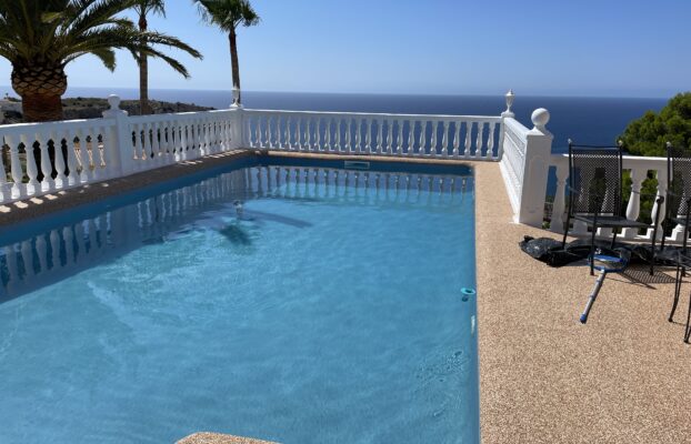 steentapijt zwembadrand Moraira - Boundec